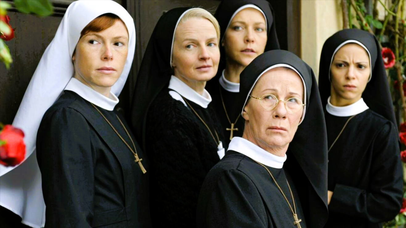 Deutscher Serien-Star läuft nackt durch Köln! Beliebte Schauspielerin beim Nackt-Essen erwischt - das ist der Grund