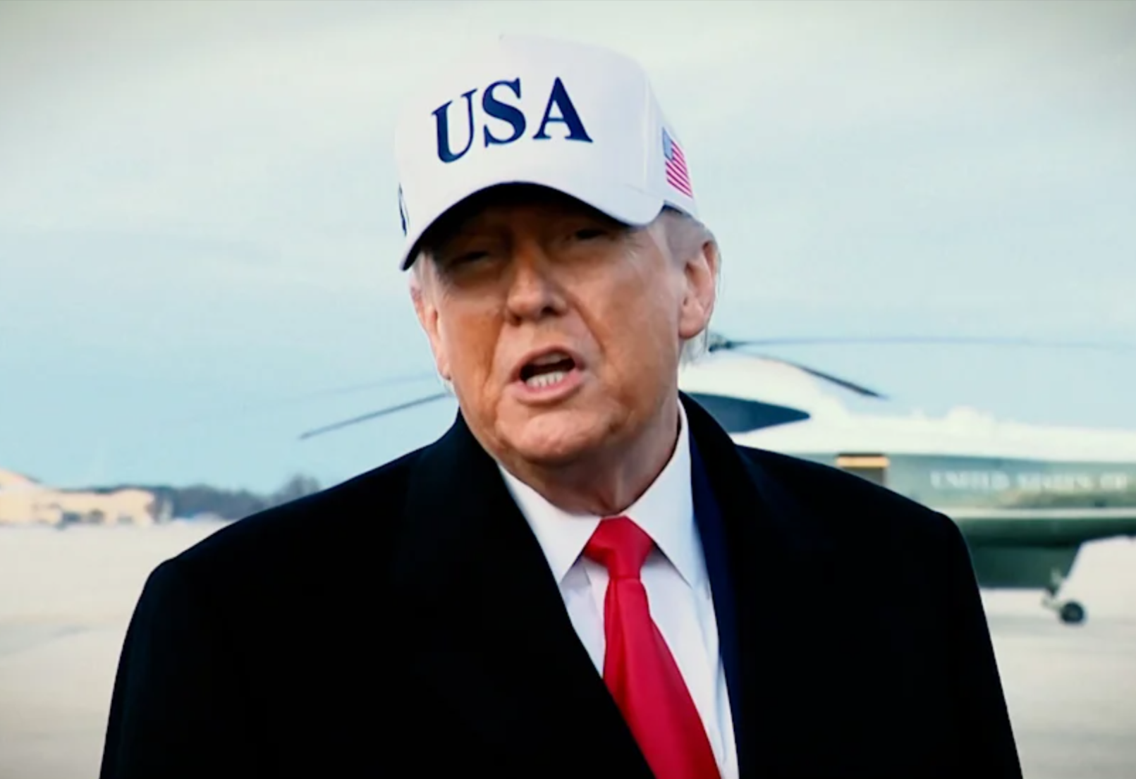 Trump lässt seinen "Weltuntergangs-Flieger" betanken! Bevölkerung ist überrascht