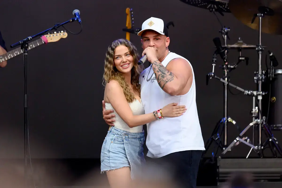 Pietro & Laura kuscheln im Flugzeug – Kehrt das On-Off-Paar zurück?