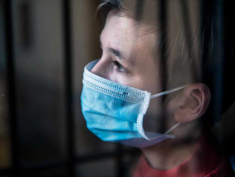 13-jähriges Mädchen von Gruppe gleichaltriger Mädchen festgehalten, gequält und bedroht!