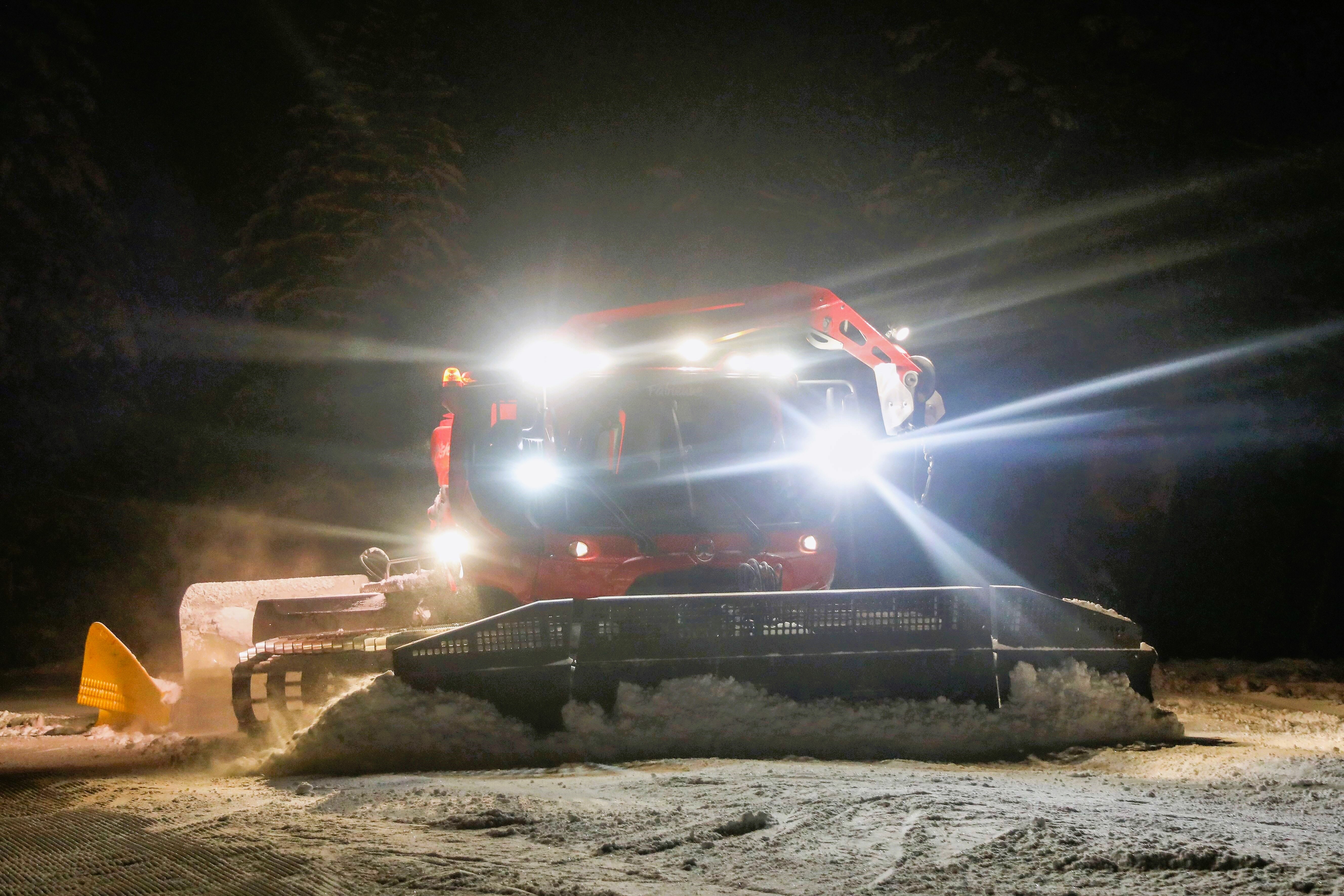 Pistenraupe tötet deutschen Skifahrer! Tödlicher Ski-Unfall am Hintertuxer Gletscher