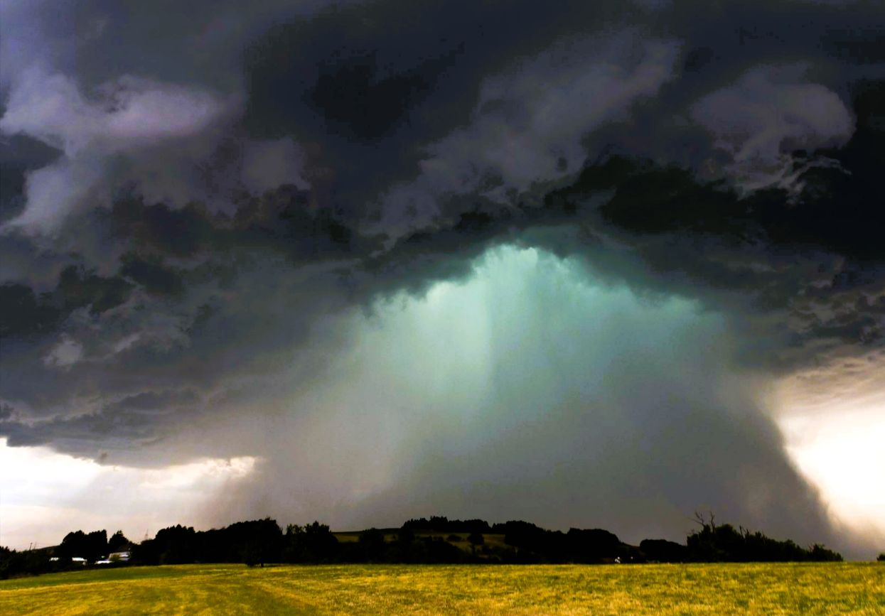 Unwetter-Tote nach schrecklichen Superzellen-Gewittern! Touristen in Europa in Sorge!