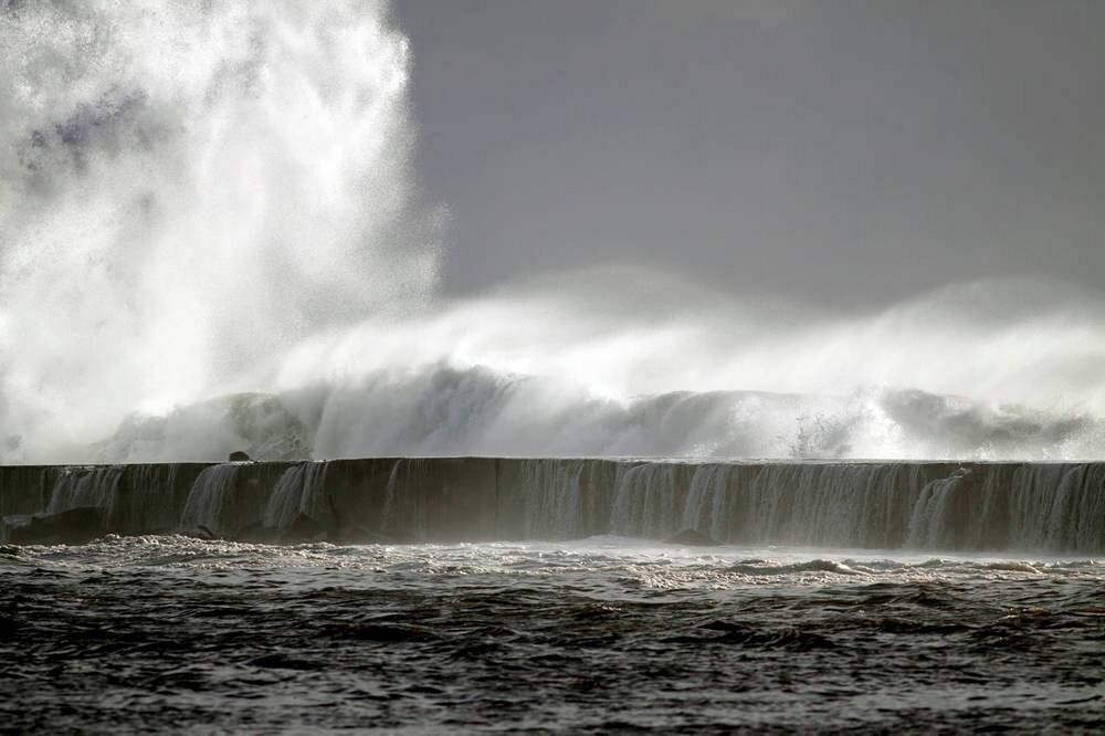 Tsunami-Alarm nach schwerem Erdbeben für mehrere Länder! Erdstoß der Stärke 7,6 könnte riesen Welle auslösen!