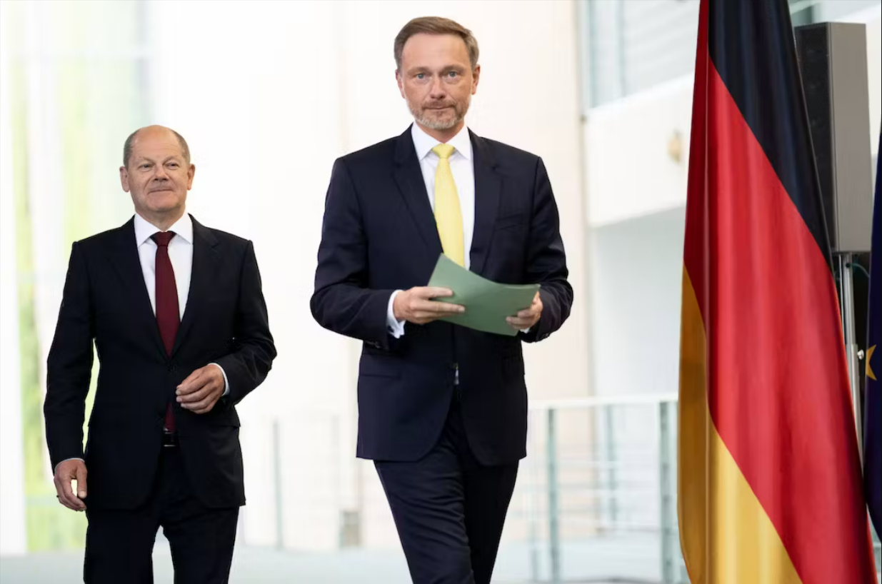 Zwei Deutsche Banken abgestuft! Immobilienkrise droht Banken mitzureißen - Bundesbank warnt Sparer!